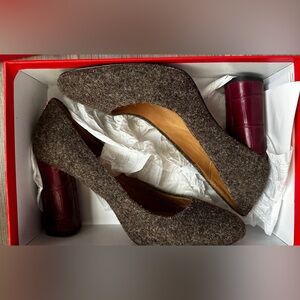 Elegant Sand/Bordeaux Coach Women's Ophelia Heels